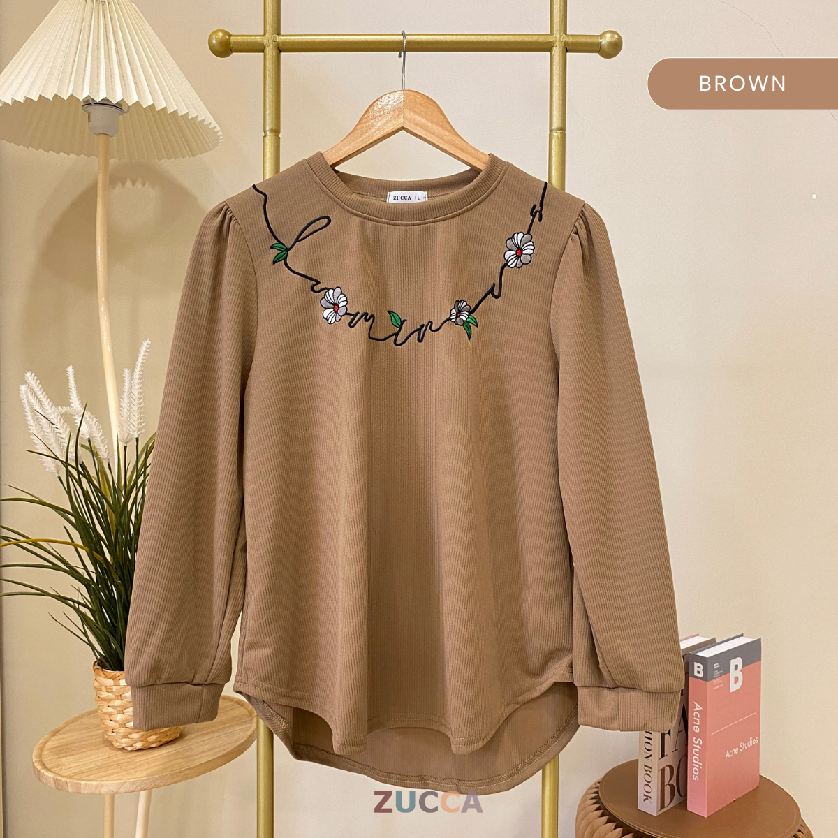 ZUCCA ADISA CASUAL BLOUSE WITH EMBROIDERY DESIGN - DM140