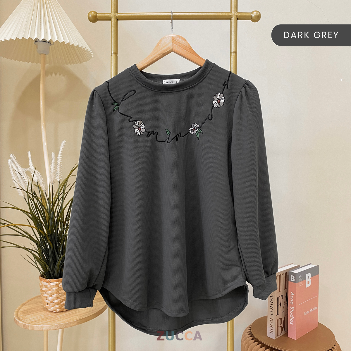 ZUCCA ADISA CASUAL BLOUSE WITH EMBROIDERY DESIGN - DM140