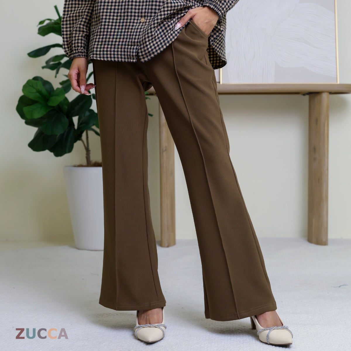 Davi High Waist Flare Women Pants - DM170