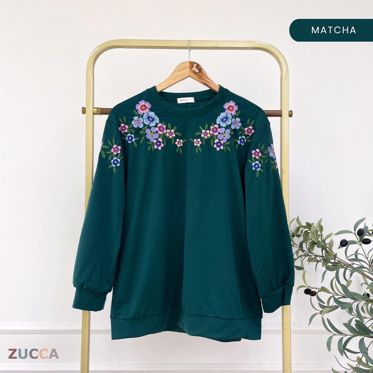 ZUCCA FIONA PULLOVER KASUAL EMBROIDERY-DM263