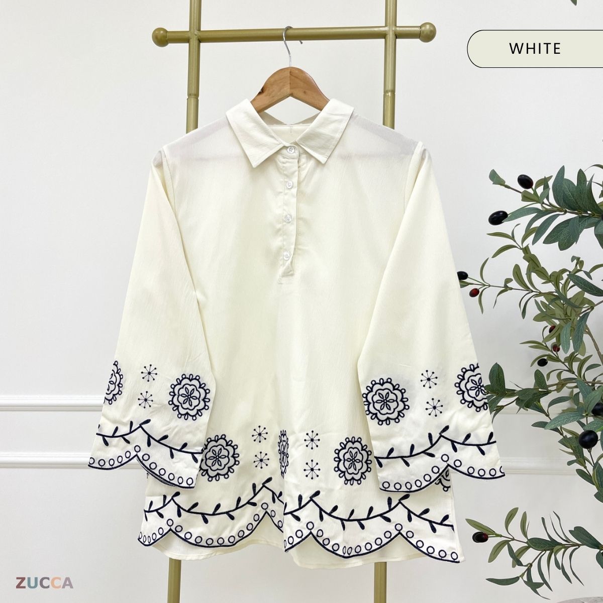 ZUCCA AMALINA MODEST EMBROIDERY BLOUSE-DM294