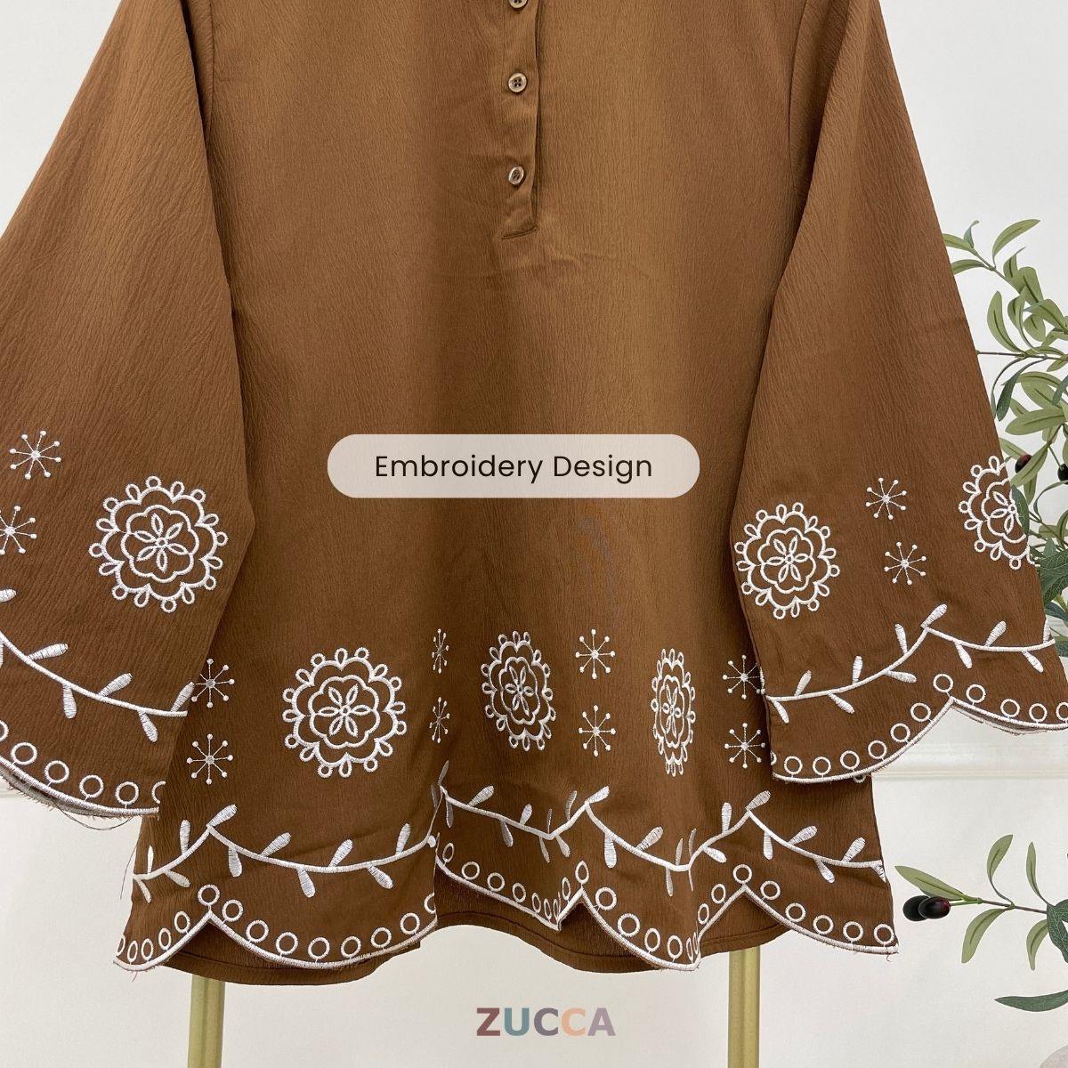 ZUCCA AMALINA MODEST EMBROIDERY BLOUSE-DM294