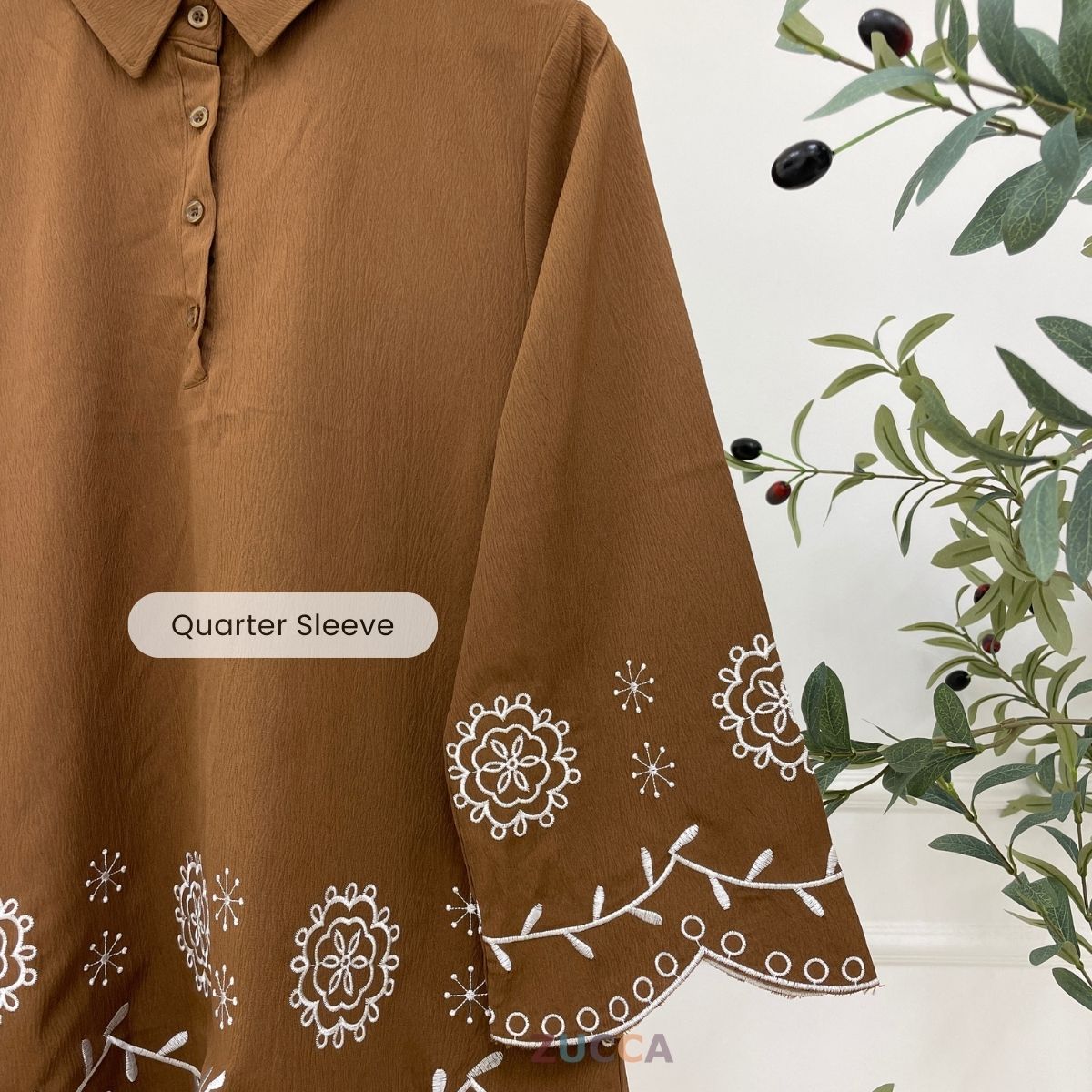 ZUCCA AMALINA MODEST EMBROIDERY BLOUSE-DM294