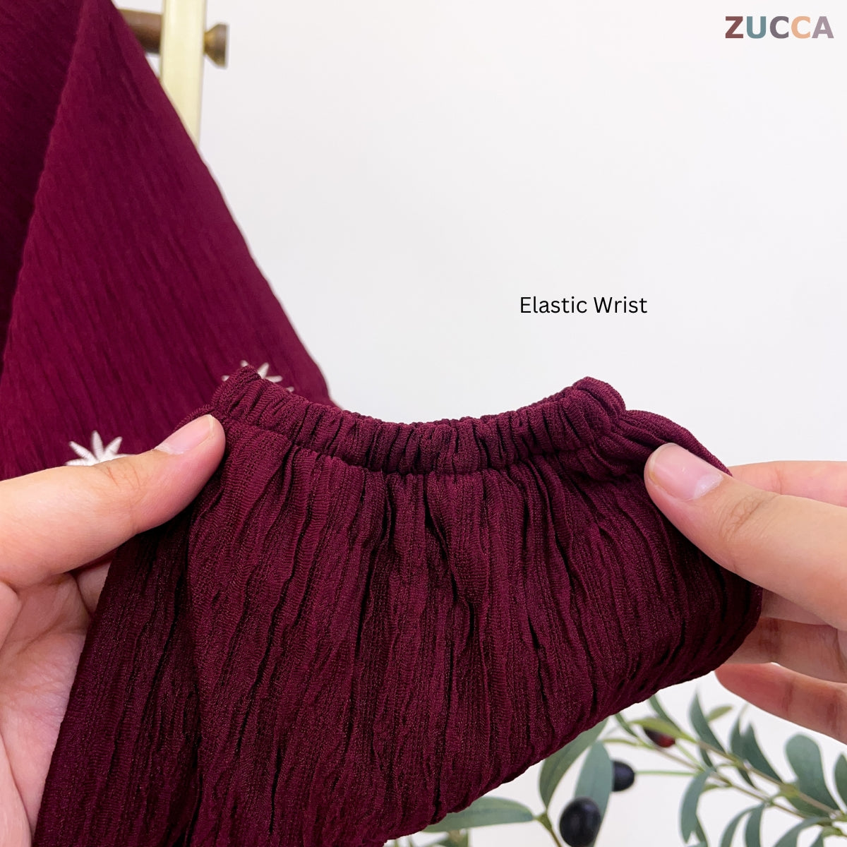 ZUCCA ARIYA KASUAL PLEATED BLOUSE LONG SLEEVE - DM319