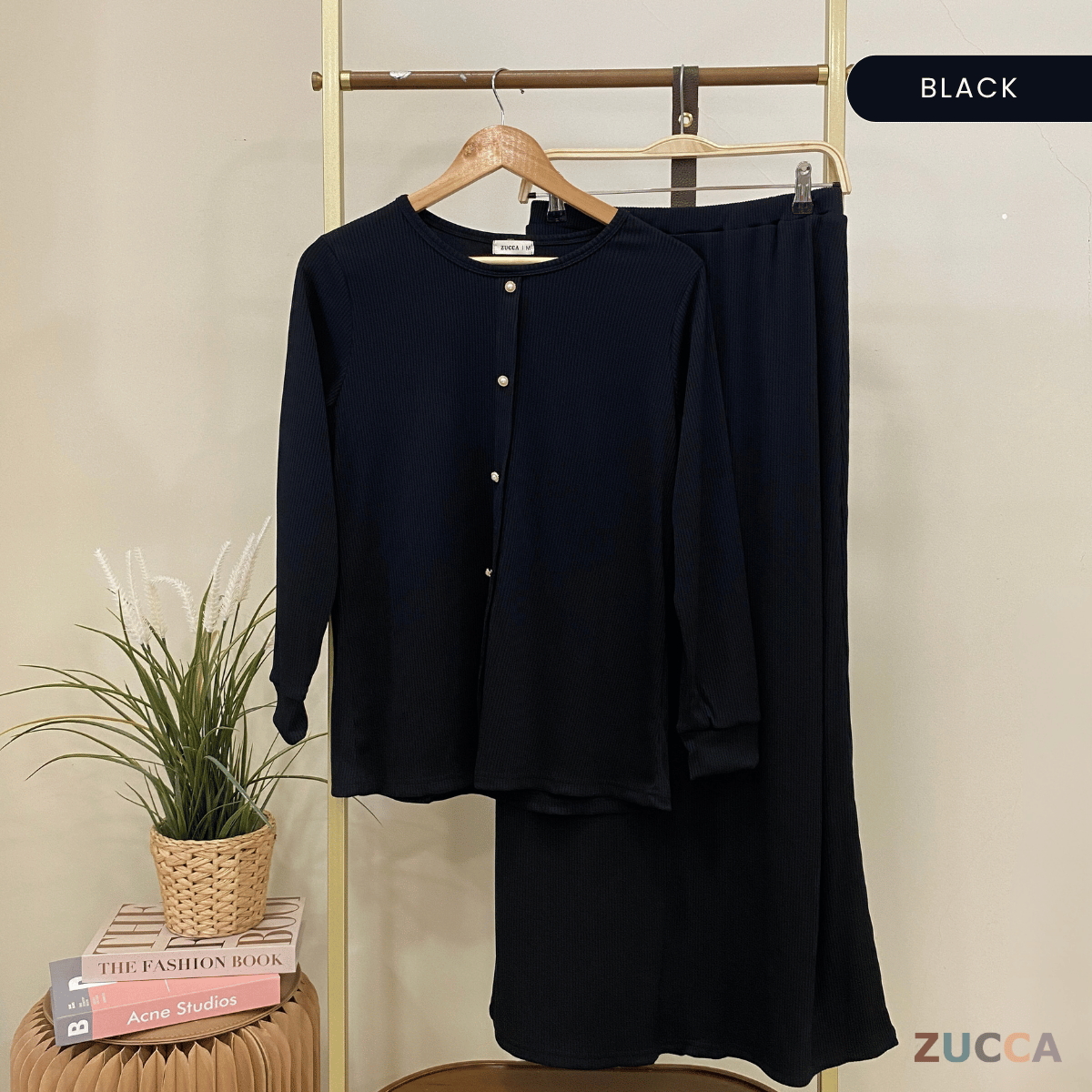 ZUCCA ANNIE WOMEN SET RIB KNIT BLOUSE AND SKIRT  - MA004