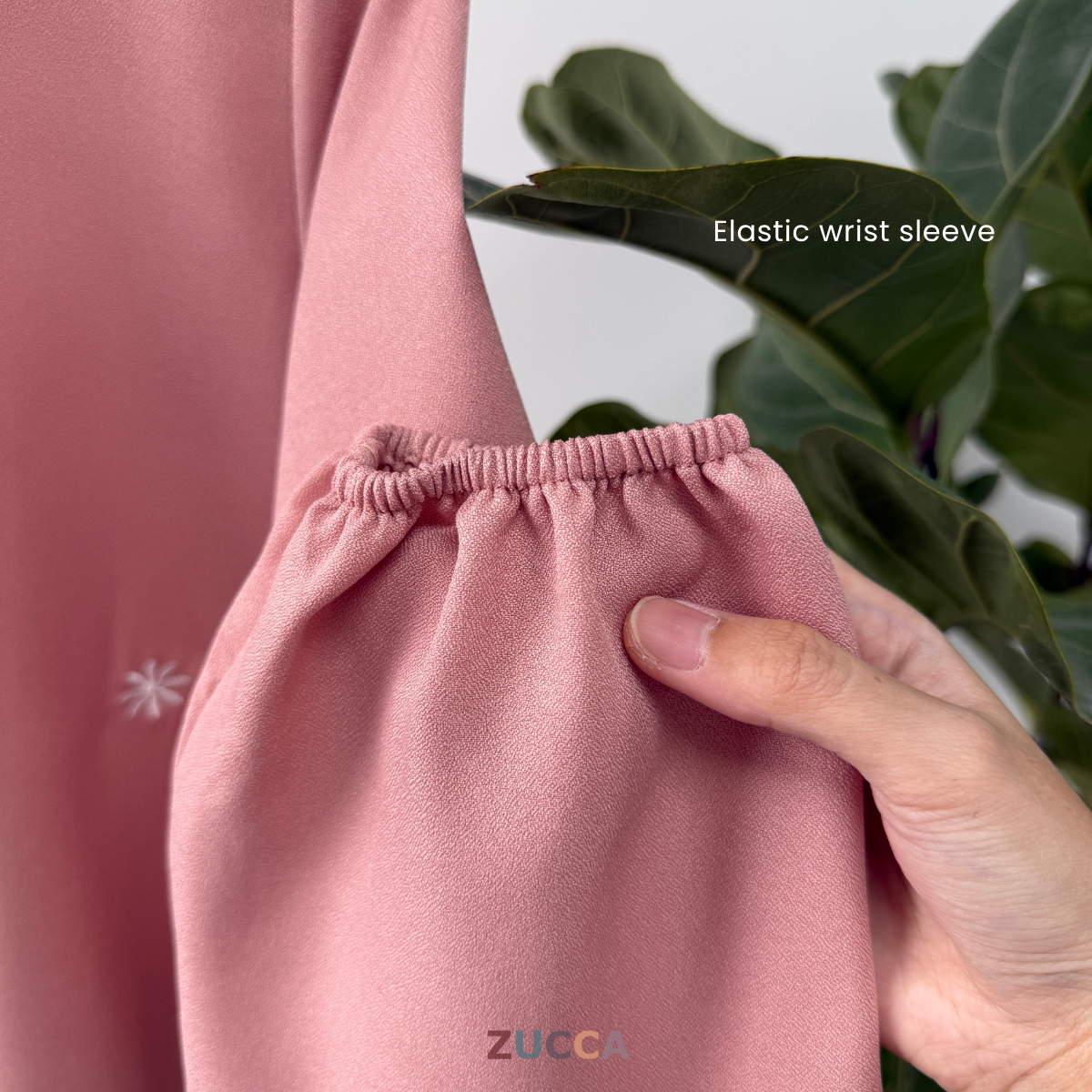 ZUCCA YUNIA SULAMAN BUNGA RUFFLED NECK BLOUSE WANITA - MA069