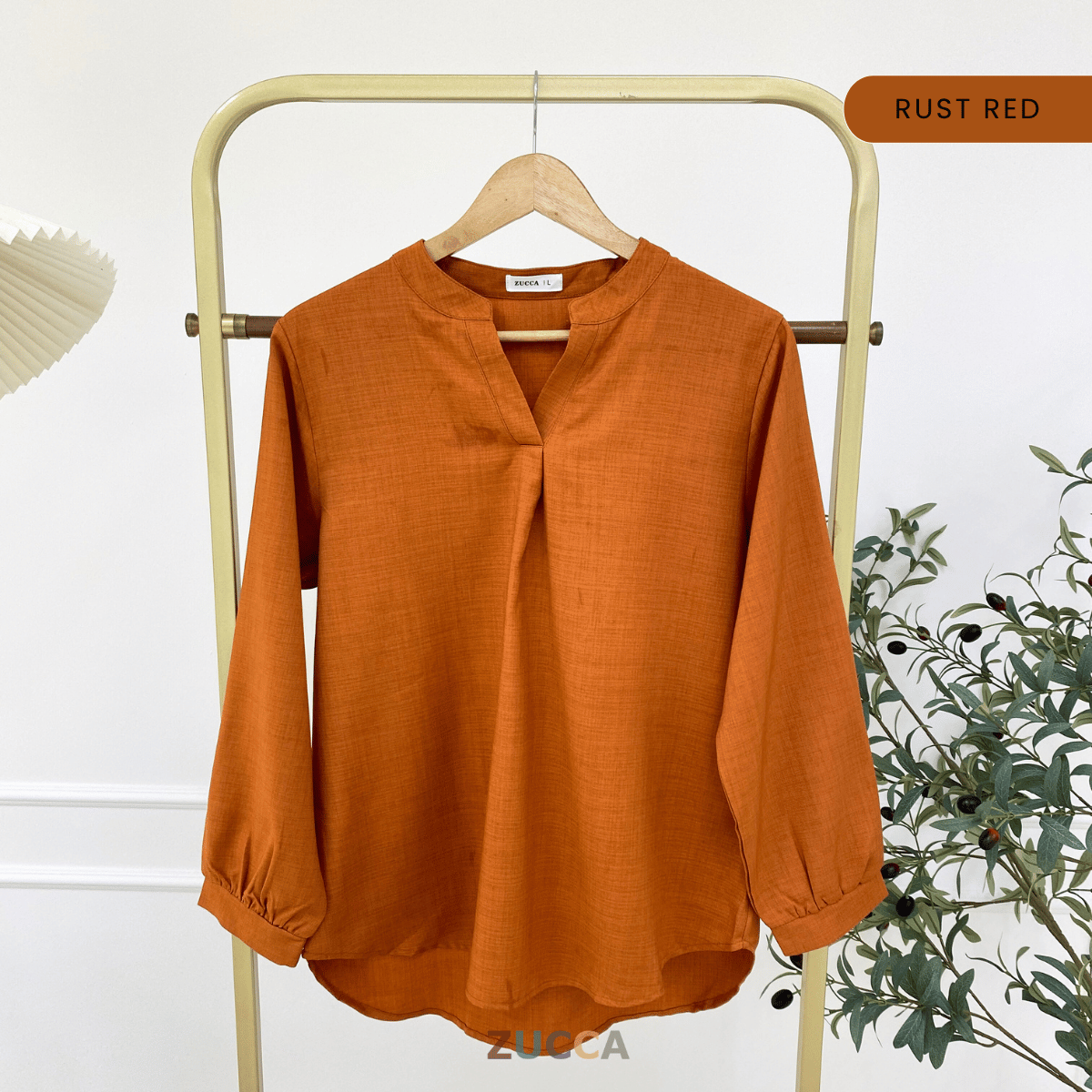 ZUCCA ANDRA KEMEJA KASUAL WANITA LEHER V TANPA CORAK - DM247