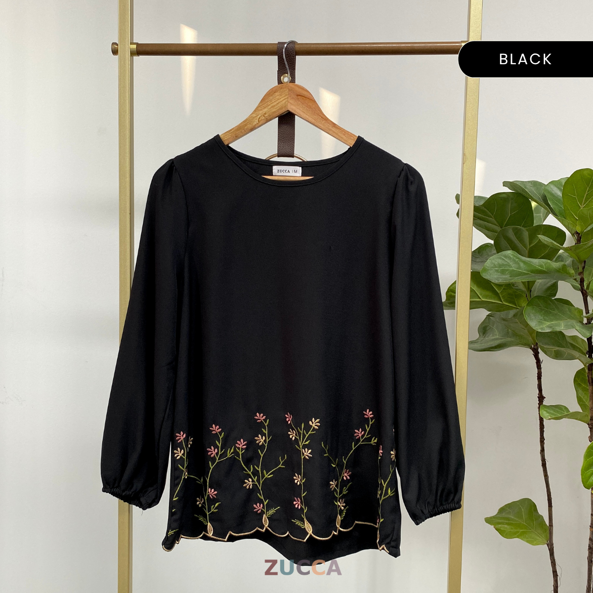ZUCCA NOLAN FLORAL EMBROIDERED PUFF BLOUSE - MA036