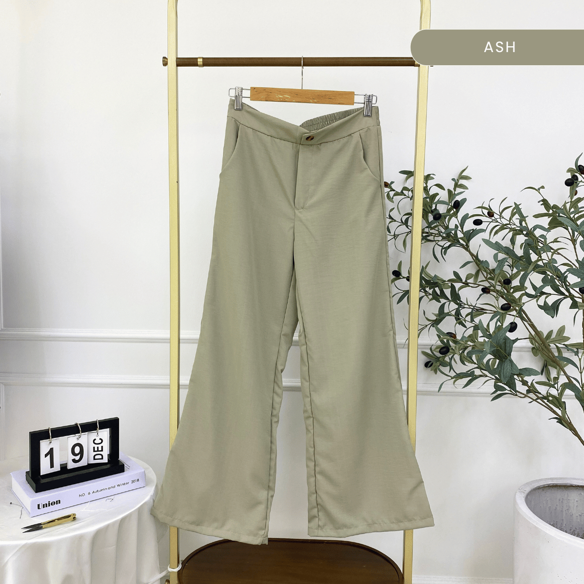 ZUCCA IKARA COTTON WIDE LEG BUTTON PANTS - DM041