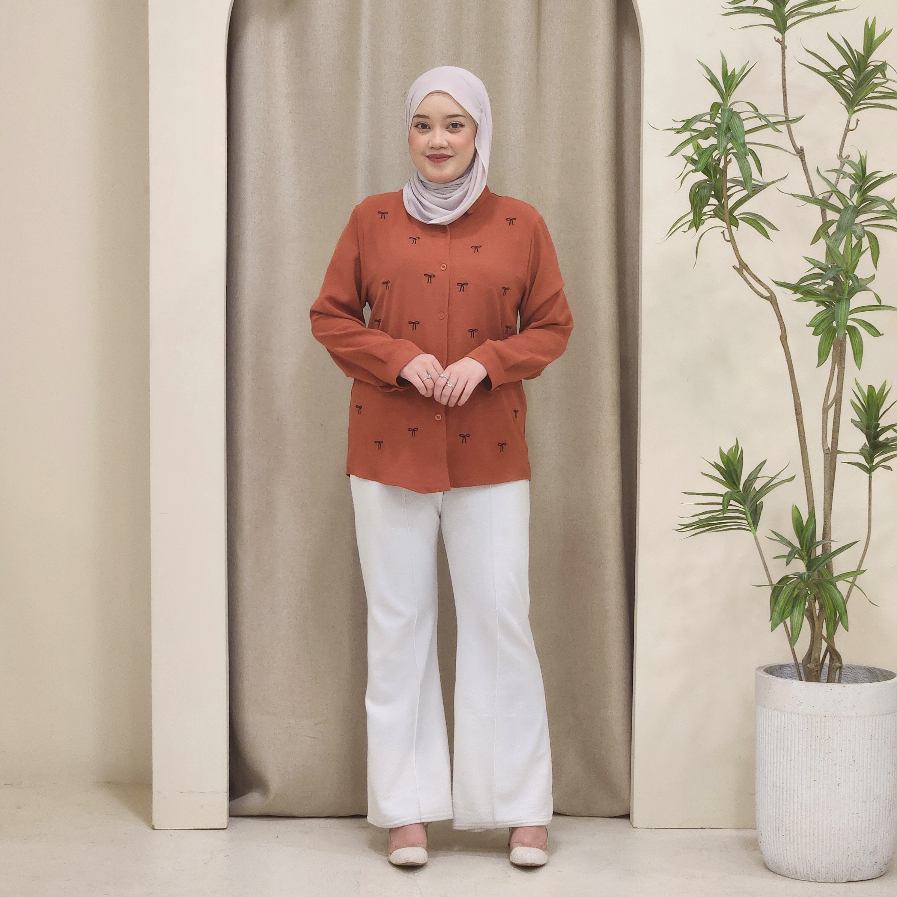 Sasha Embroidered Crochet Ribbon Blouse DM225