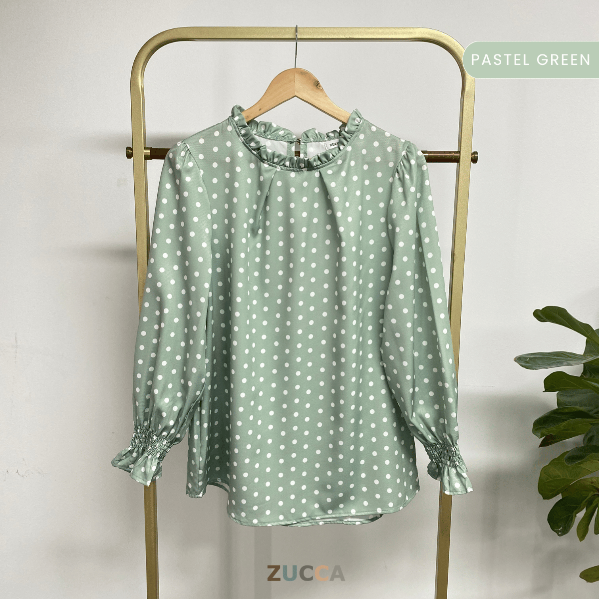ZUCCA QISTINE POLKA RUFFLE BLOUSE– DM273 Tops  Shirts