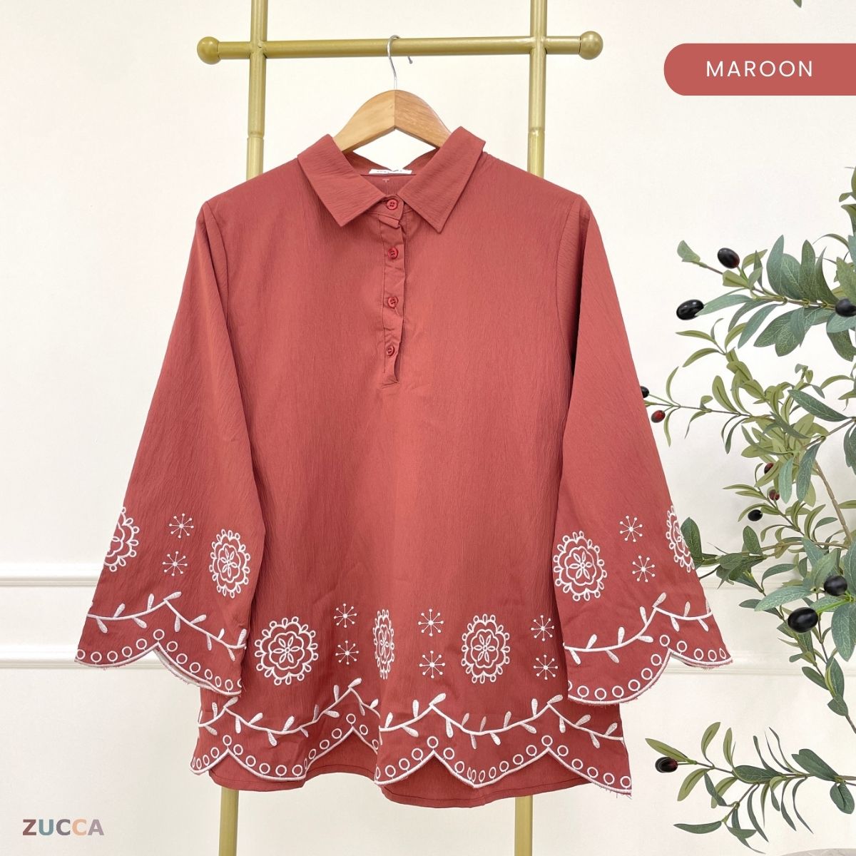ZUCCA AMALINA MODEST EMBROIDERY BLOUSE-DM294
