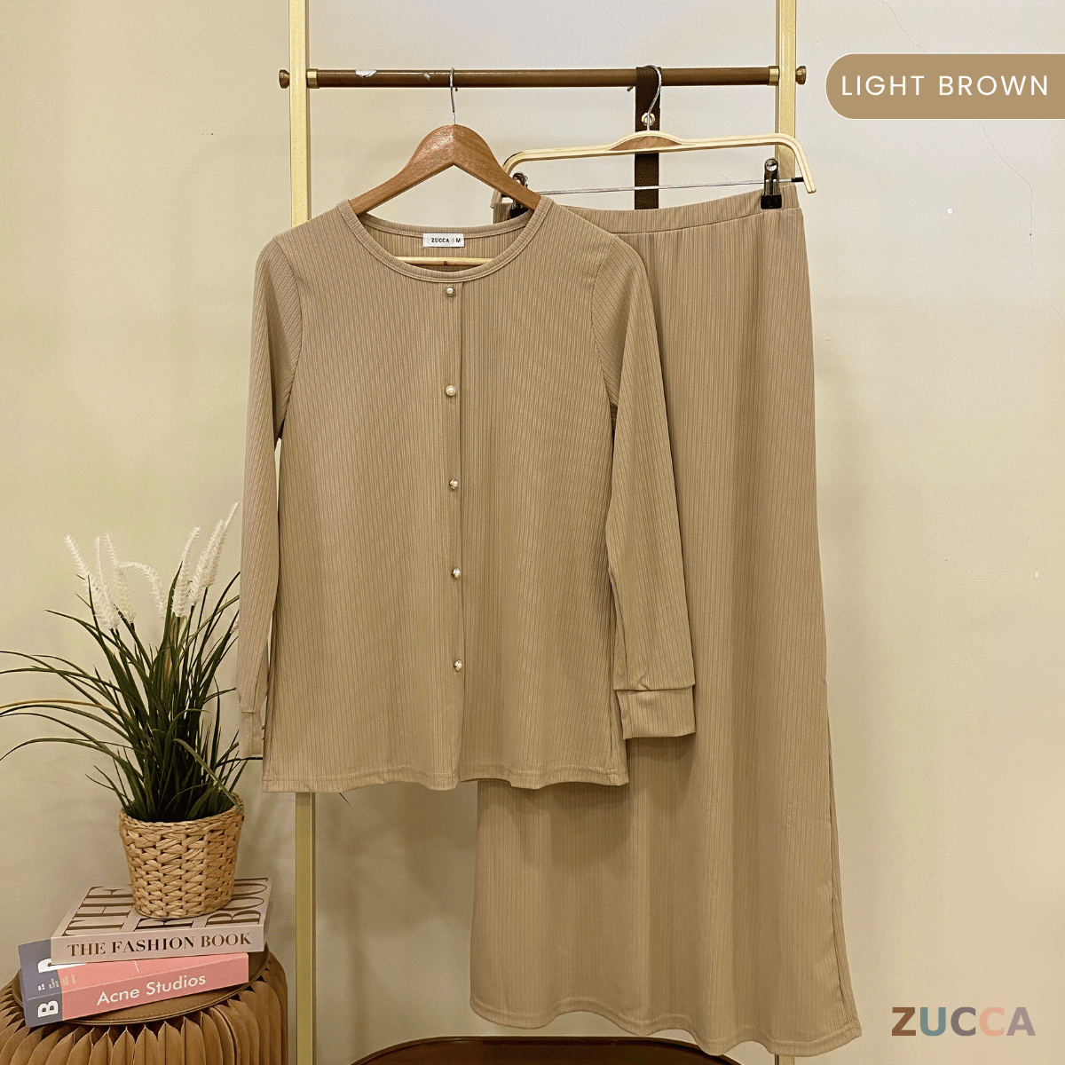 ZUCCA ANNIE WOMEN SET RIB KNIT BLOUSE AND SKIRT  - MA004