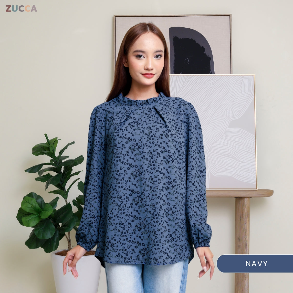 ZUCCA YULINA BLOUS WANITA BERCORAK FLORAL BERSERTA LEHER BERTINGKAT – DM094